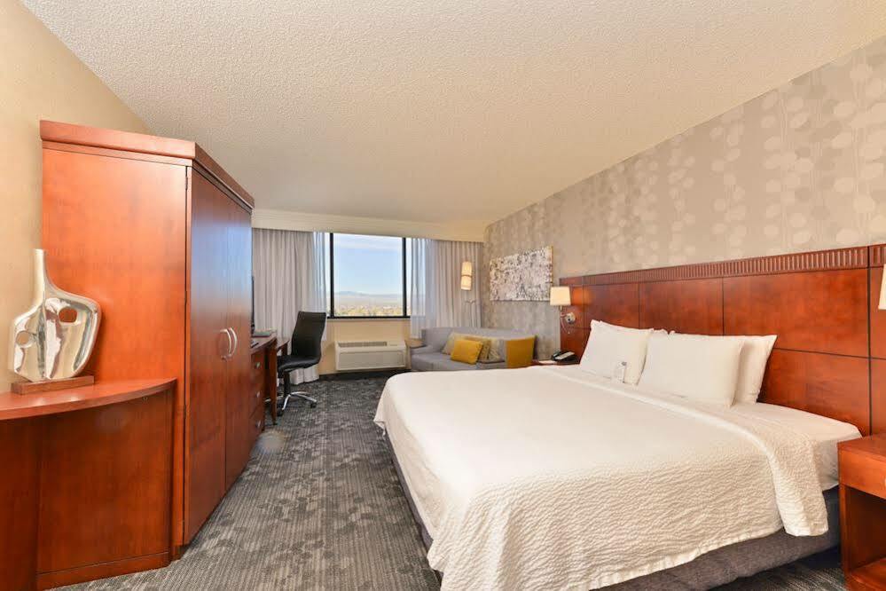 Hotel Courtyard By Marriott Cherry Creek DEN